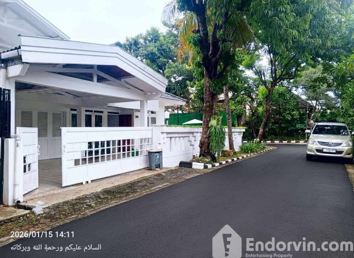 Disewakan Rumah Siap Huni Lokasi Strategis Jakarta Selatan 
