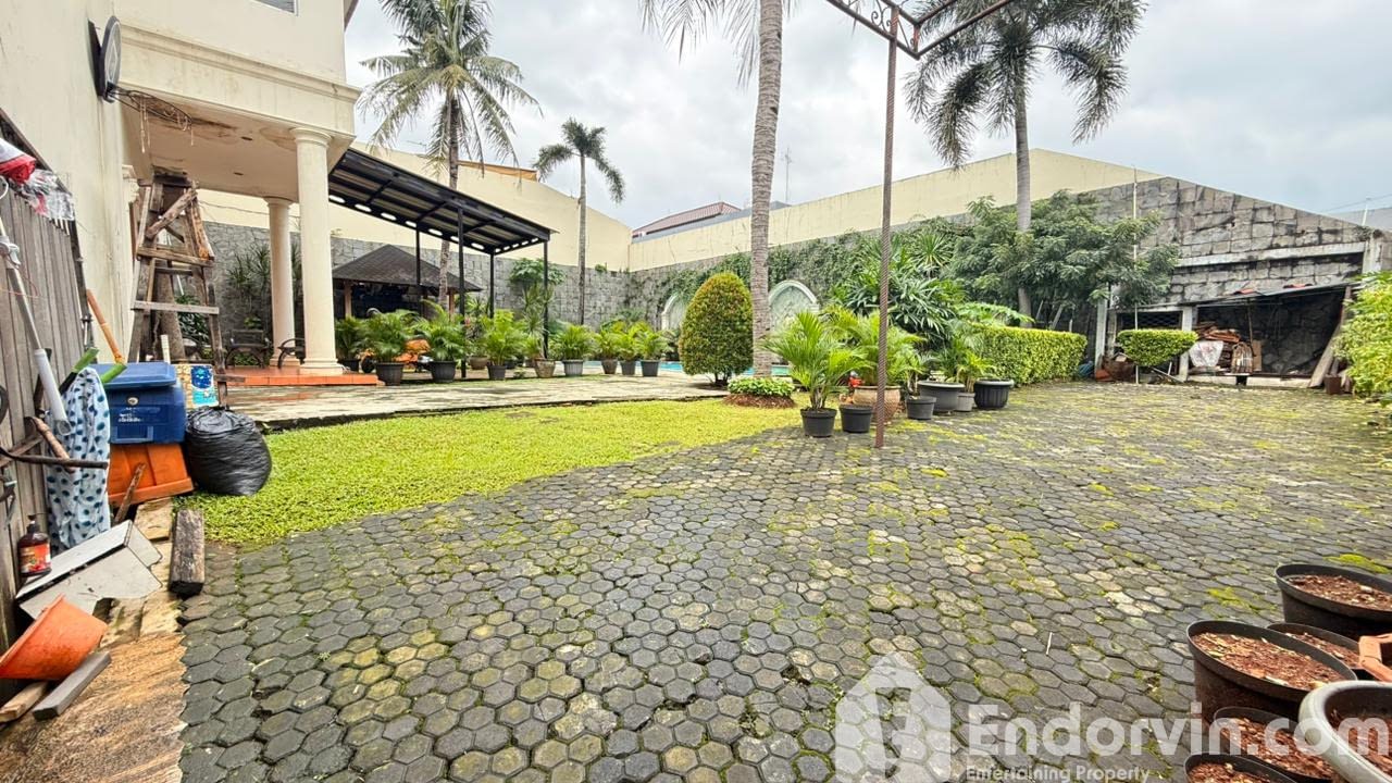 Exclusive House + Kavling Area Tebet Jakarta Selatan 