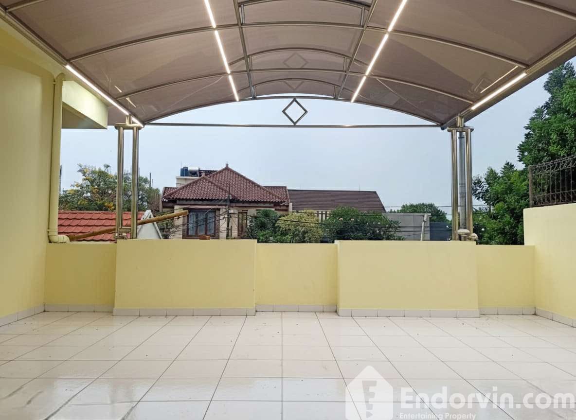 JUAL RUMAH STRATEGIS PINGGIR JALAN UTAMA PEJATEN BARAT JAK-SEL 