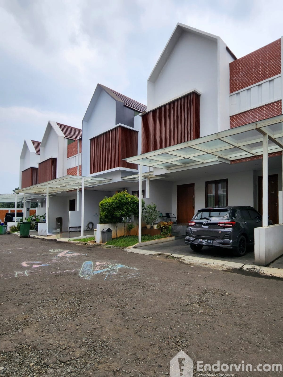 Dijual rumah terawat siap huni dlm cluster cocok utk Pasangan muda sukses