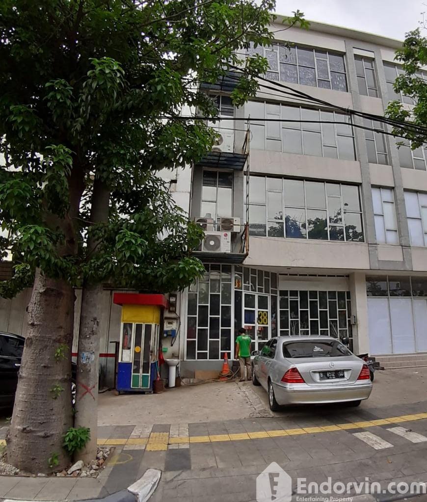 DISEWA KAN RUKO PINGGIR JALAN KEBON JERUK